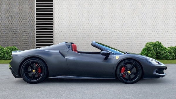 Used Ferrari 296 GTS 2023 for sale - 74264407: Photo 3