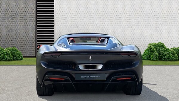 Used Ferrari 296 GTS 2023 for sale - 74264407: Photo 5