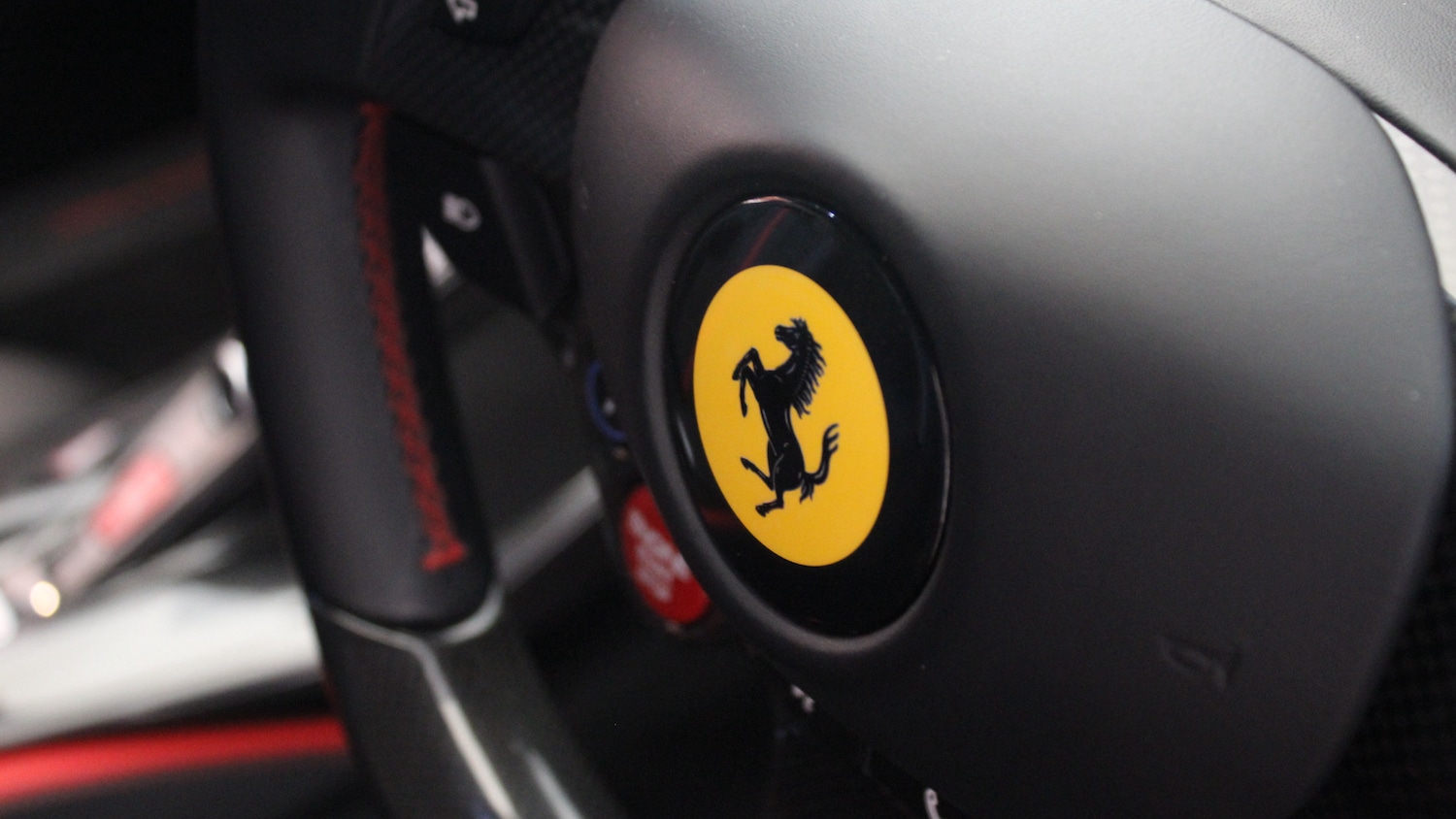 Used Ferrari 812 Superfast 2019 for sale - 76426205: Photo 13