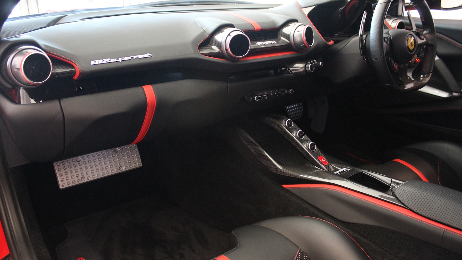 Used Ferrari 812 Superfast 2019 for sale - 76426205: Photo 19