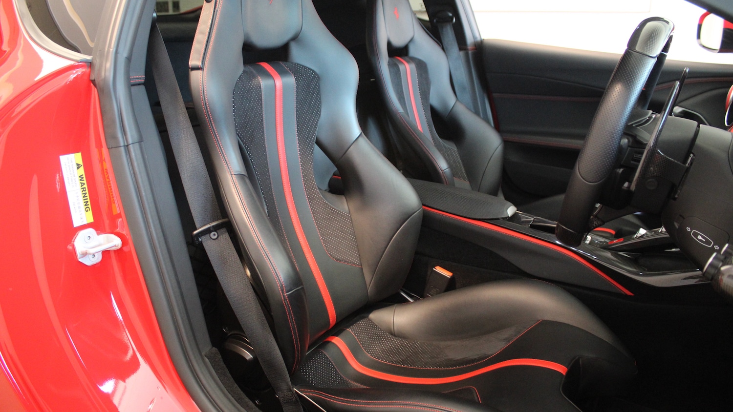 Used Ferrari 812 Superfast 2019 for sale - 76426205: Photo 20