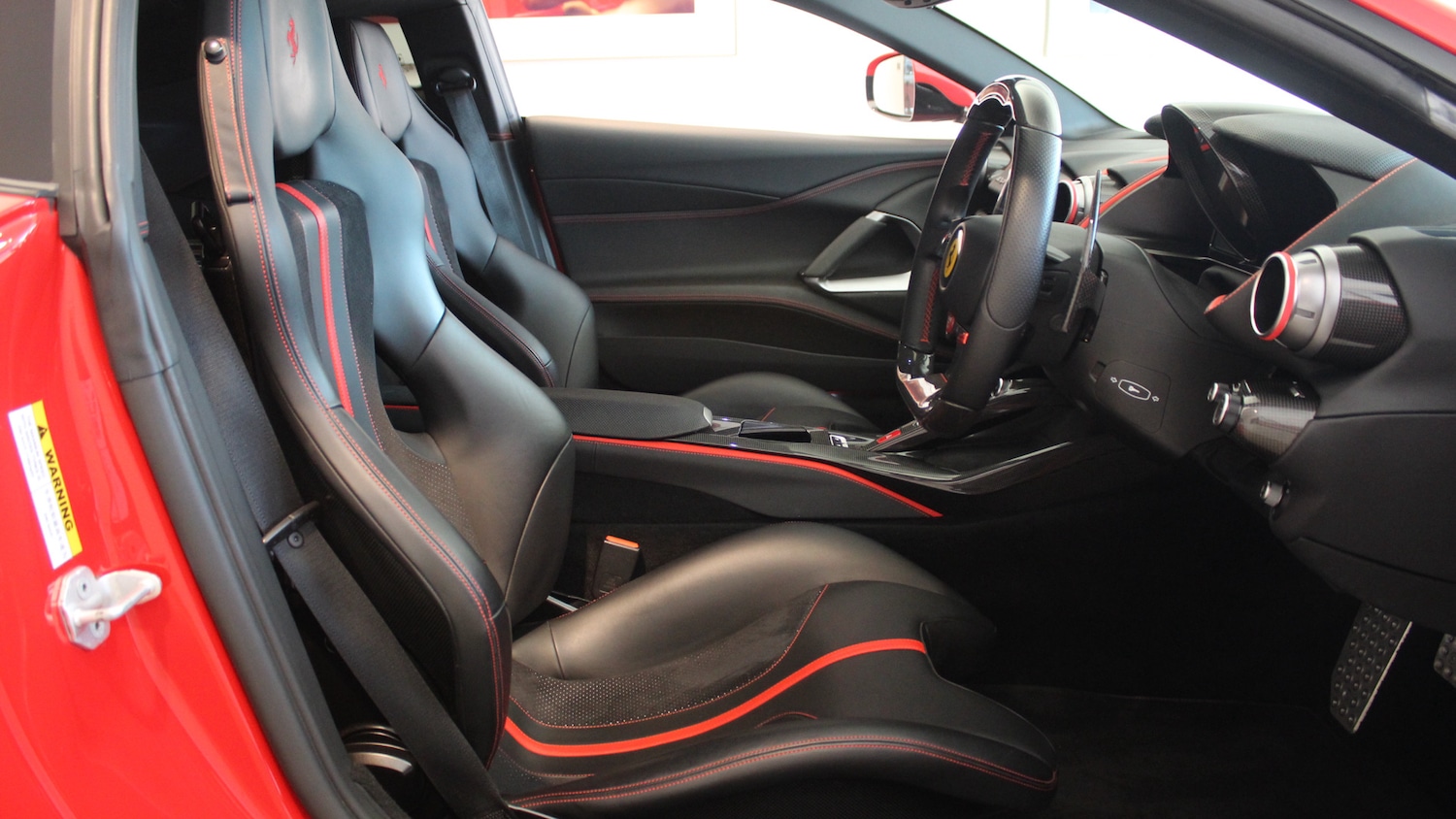 Used Ferrari 812 Superfast 2019 for sale - 76426205: Photo 23