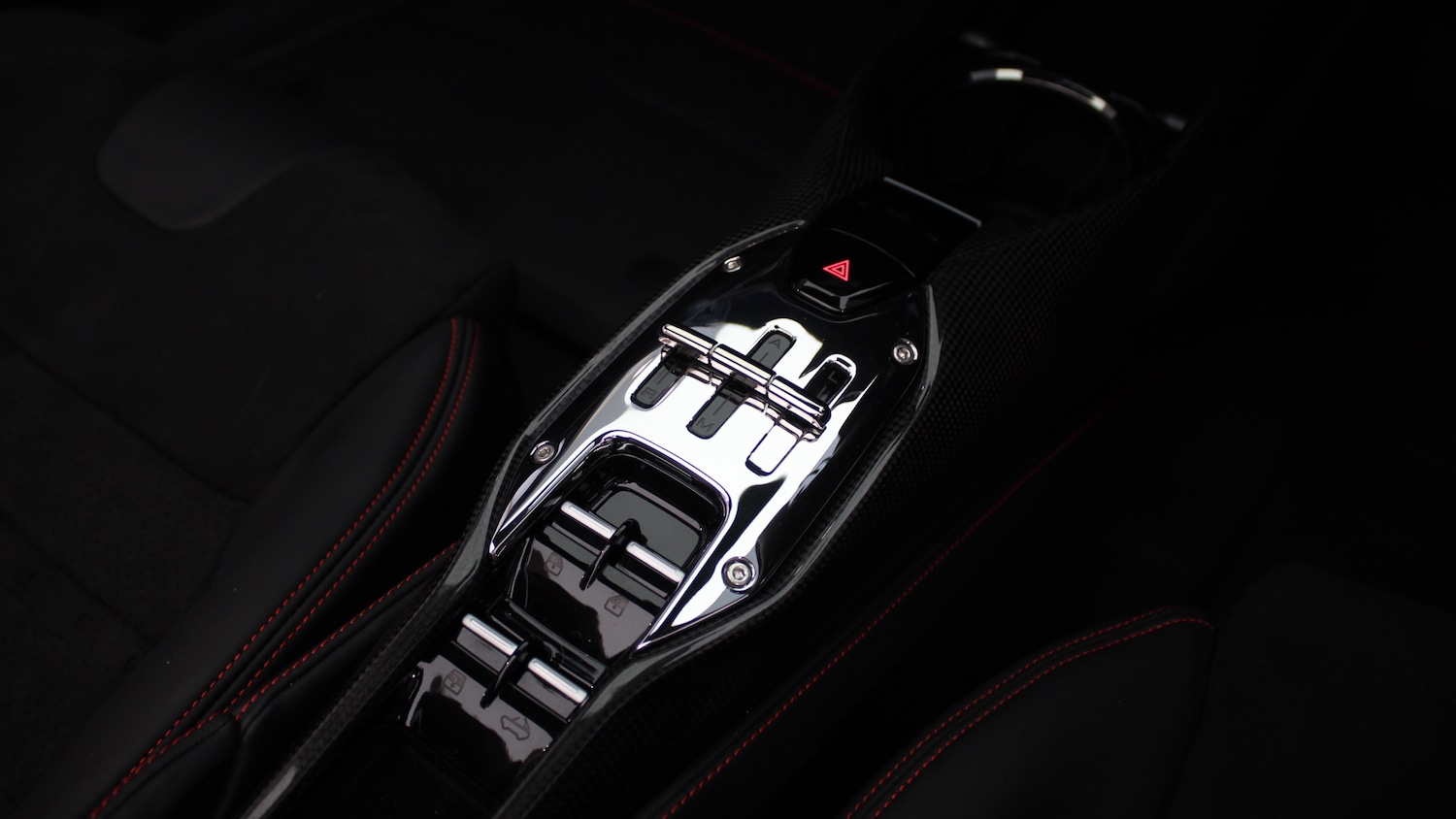 Used Ferrari SF90 Spider 2023 for sale - 78166089: Photo 16