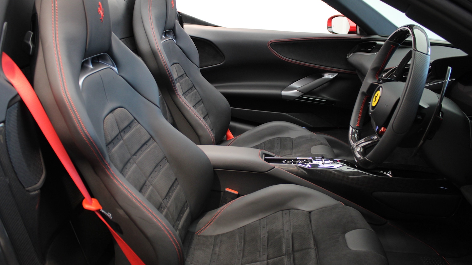 Used Ferrari SF90 Spider 2023 for sale - 78166089: Photo 34