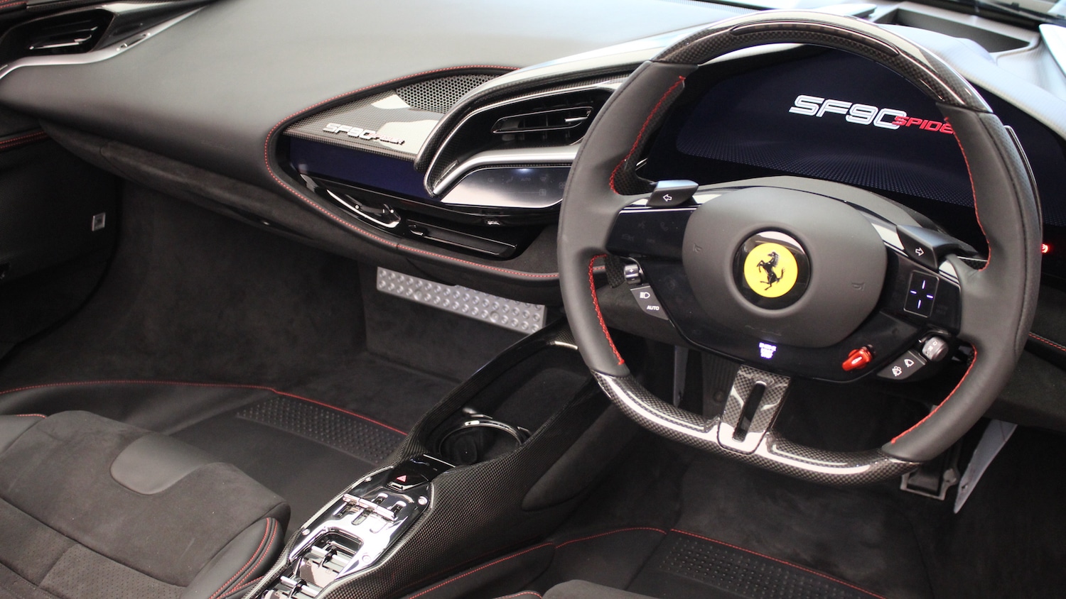 Used Ferrari SF90 Spider 2023 for sale - 78166089: Photo 36