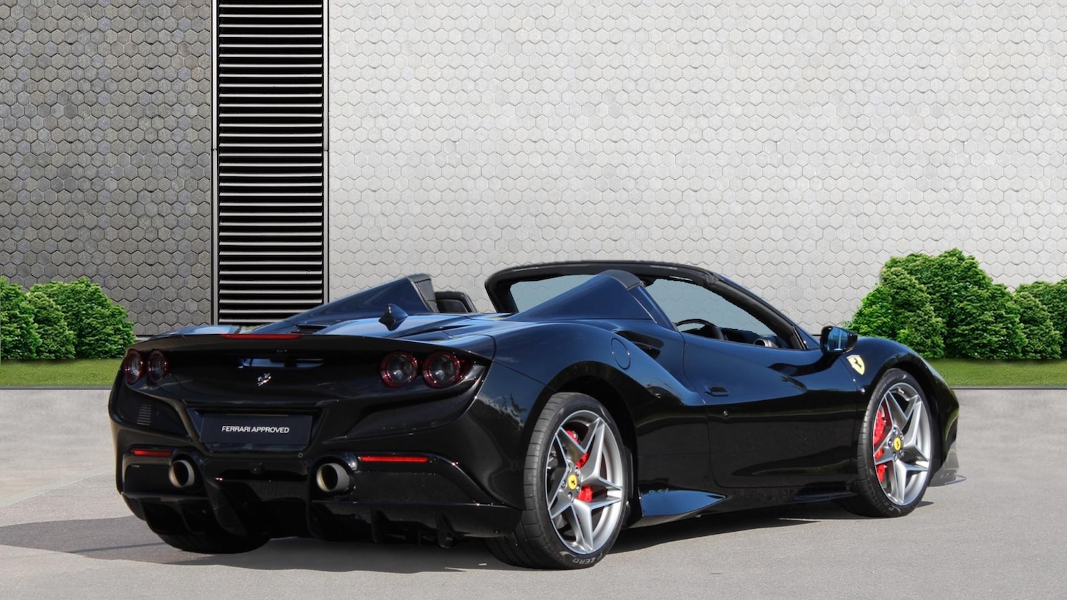 Used Ferrari F8 Spider 2022 for sale - 76161779: Photo 5