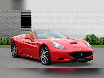 Used Ferrari California 2011 for sale - 76477057: Photo