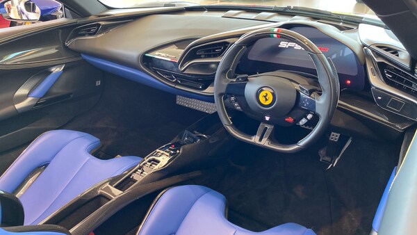 Used Ferrari SF90 Stradale 2023 for sale - 75700210: Photo 13