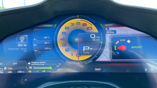 Used Ferrari SF90 Stradale 2023 for sale - 75700210: Photo 18