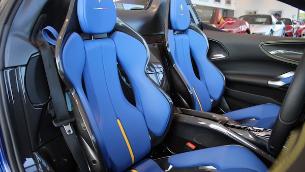 Used Ferrari SF90 Stradale 2023 for sale - 75700210: Photo 23