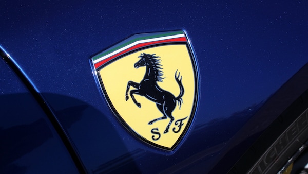 Used Ferrari SF90 Stradale 2023 for sale - 75700210: Photo 25