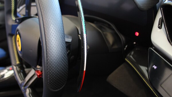 Used Ferrari SF90 Stradale 2023 for sale - 75700210: Photo 27