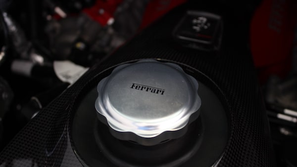 Used Ferrari SF90 Stradale 2023 for sale - 75700210: Photo 31