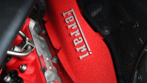 Used Ferrari SF90 Stradale 2023 for sale - 75700210: Photo 33