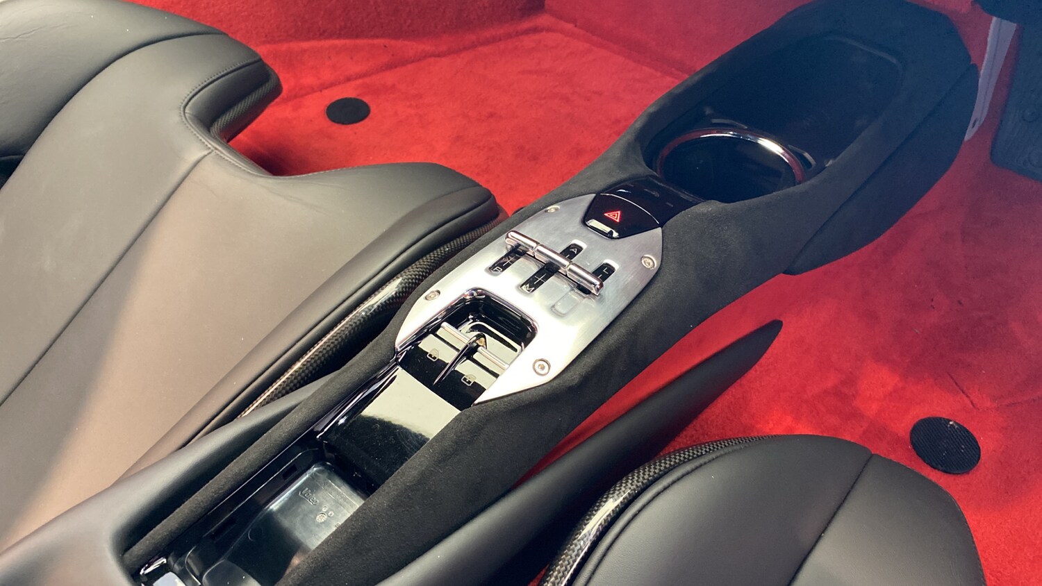 Used Ferrari 296 GTB 2023 for sale - 75700678: Photo 15