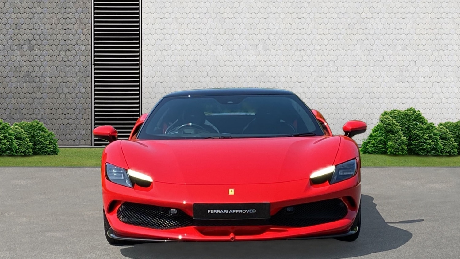 Used Ferrari 296 GTB 2023 for sale - 75700678: Photo 2