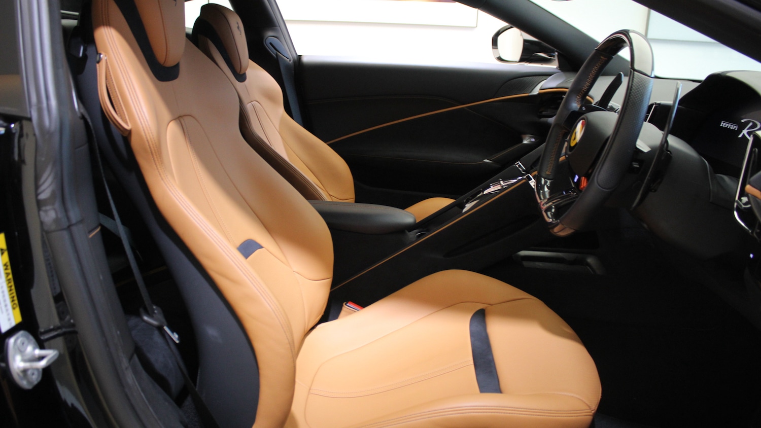 Used Ferrari Roma 2023 for sale - 77515349: Photo 21