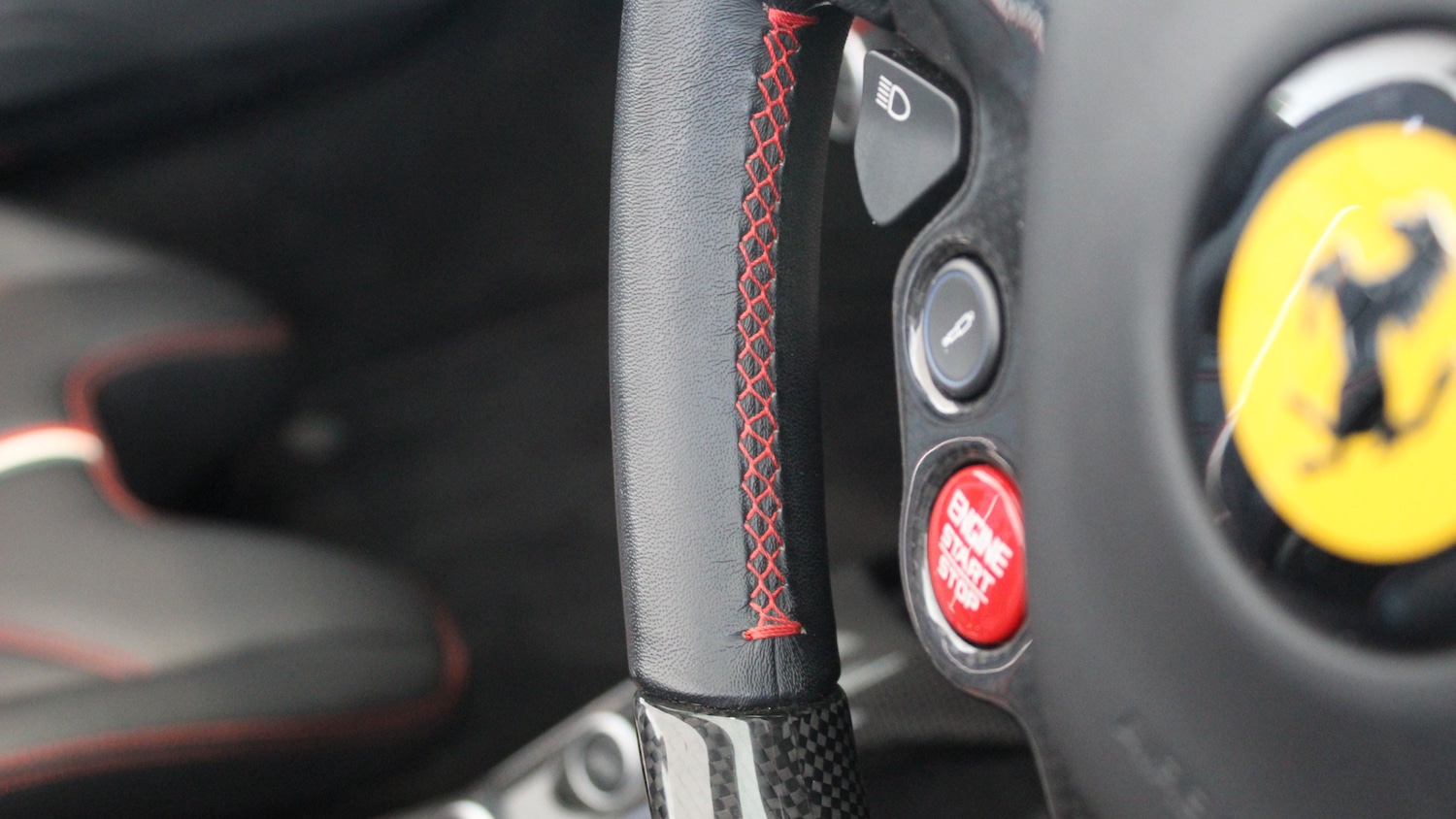 Used Ferrari 488 2018 for sale - 75407232: Photo 31