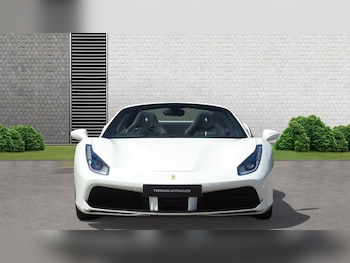 Used Ferrari 488 2018 for sale - 75407232: Photo