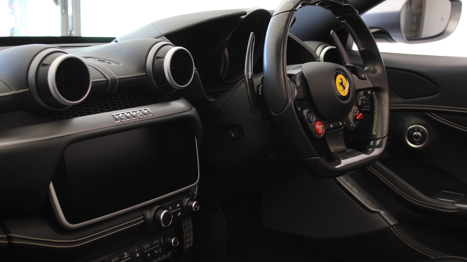 Used Ferrari Portofino 2022 for sale - 76198088: Photo 12