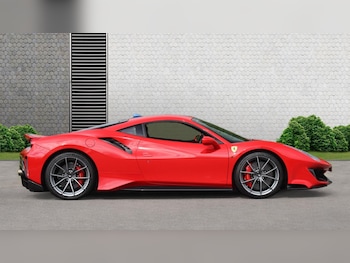 Used Ferrari 488 Pista 2019 for sale - 75641508: Photo
