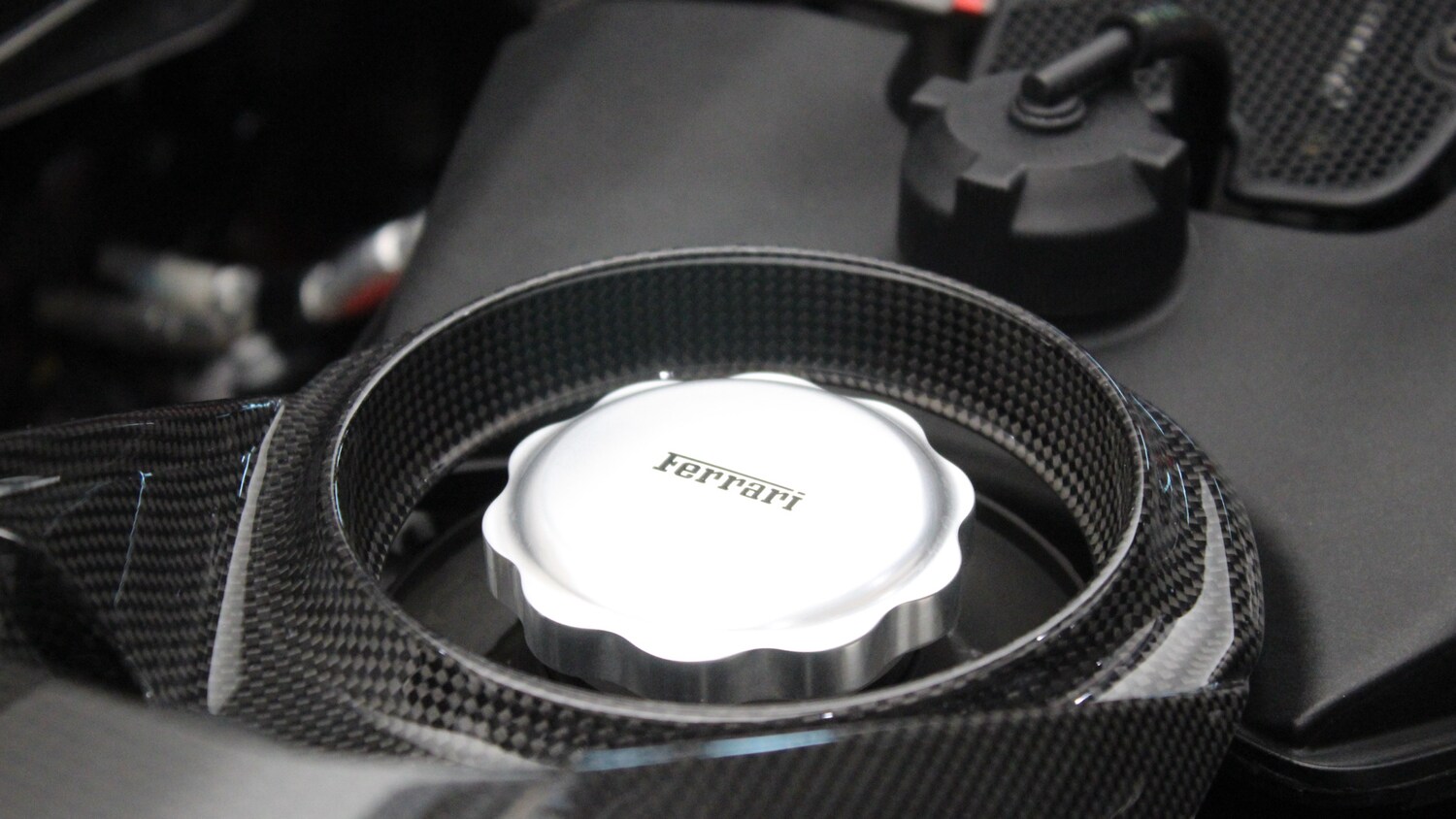 Used Ferrari 488 Pista 2018 for sale - 74984707: Photo 31