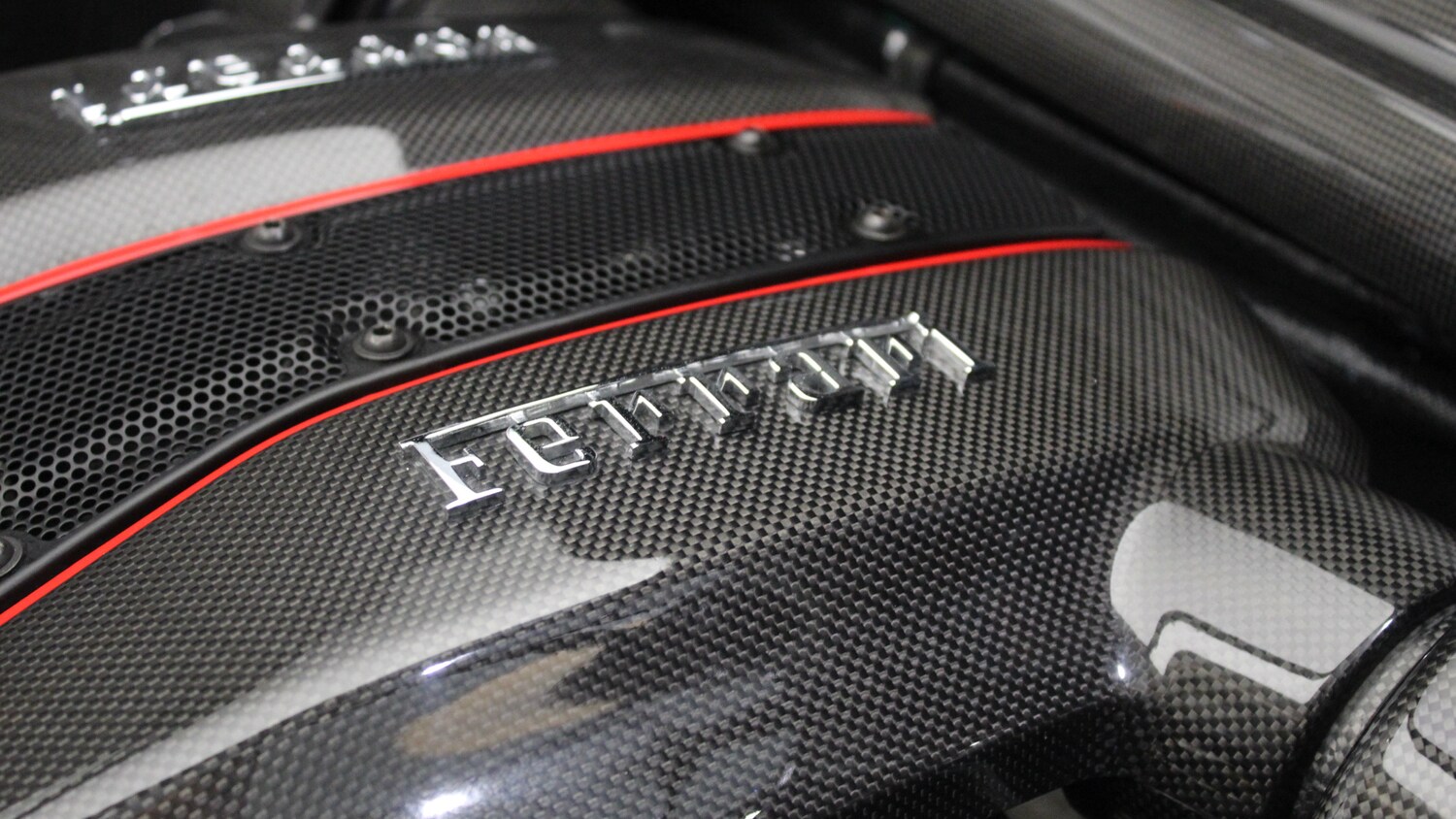 Used Ferrari 488 Pista 2018 for sale - 74984707: Photo 32