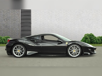 Used Ferrari 488 Pista 2018 for sale - 74984707: Photo