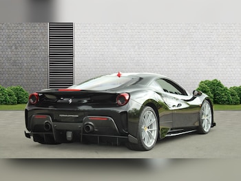 Used Ferrari 488 Pista 2018 for sale - 74984707: Photo