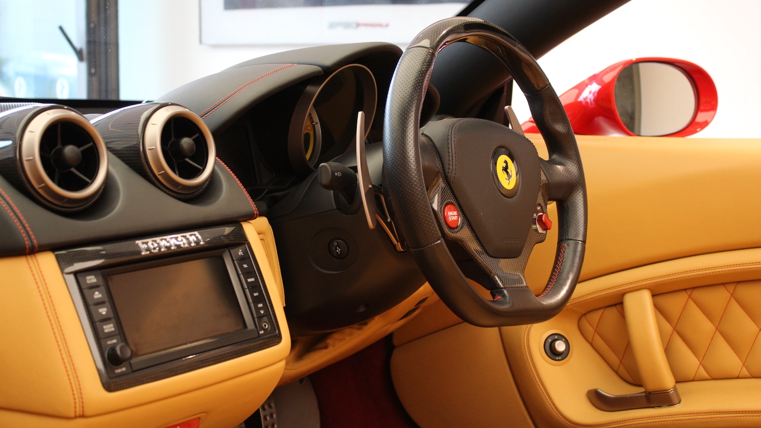 Used Ferrari California 2011 for sale - 77023348: Photo 17