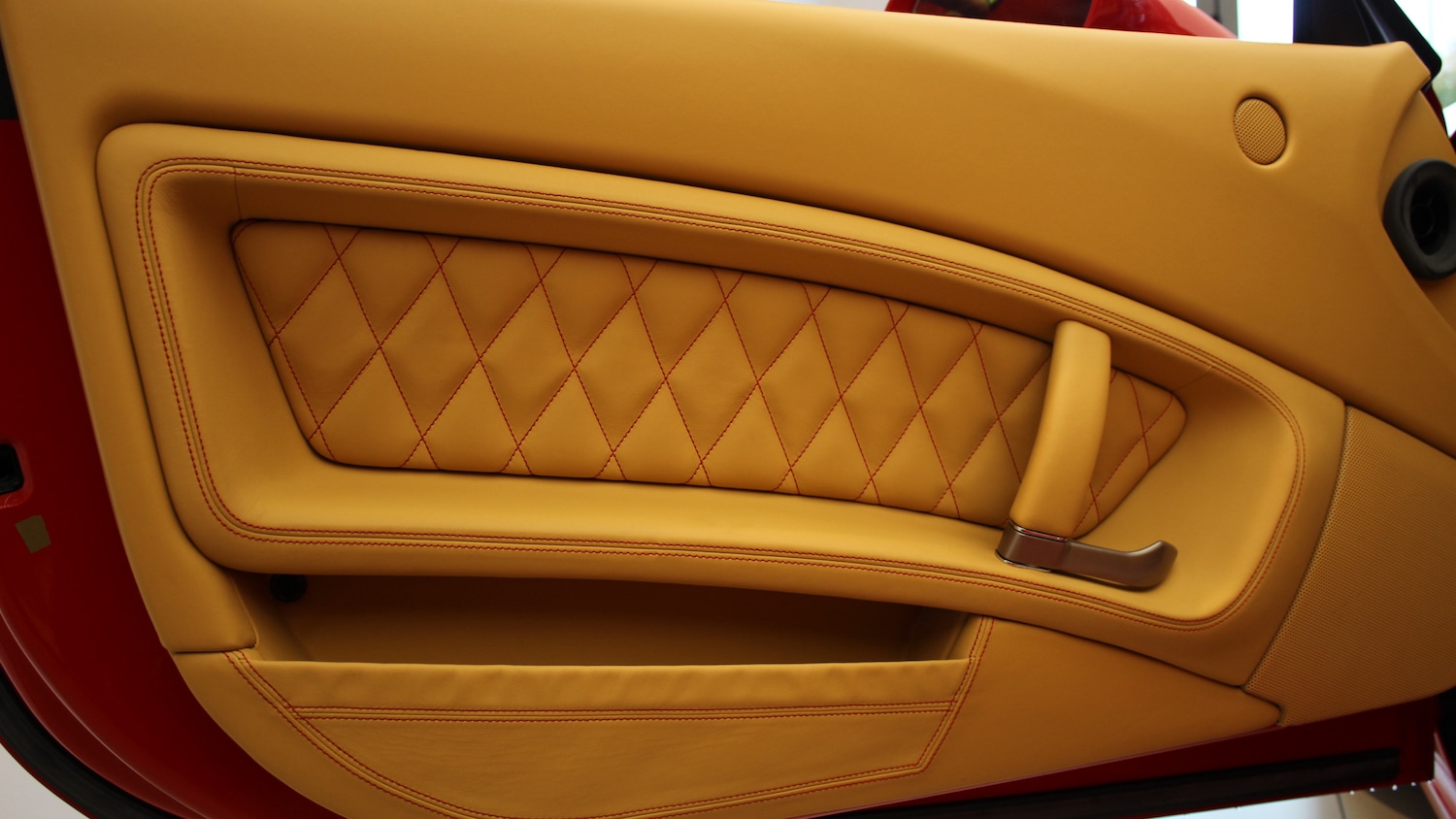 Used Ferrari California 2011 for sale - 77023348: Photo 24