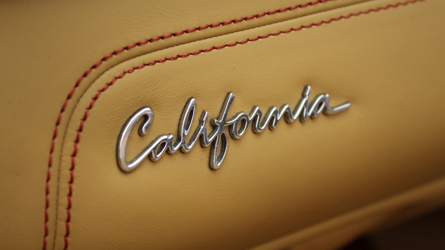 Used Ferrari California 2011 for sale - 77023348: Photo 25