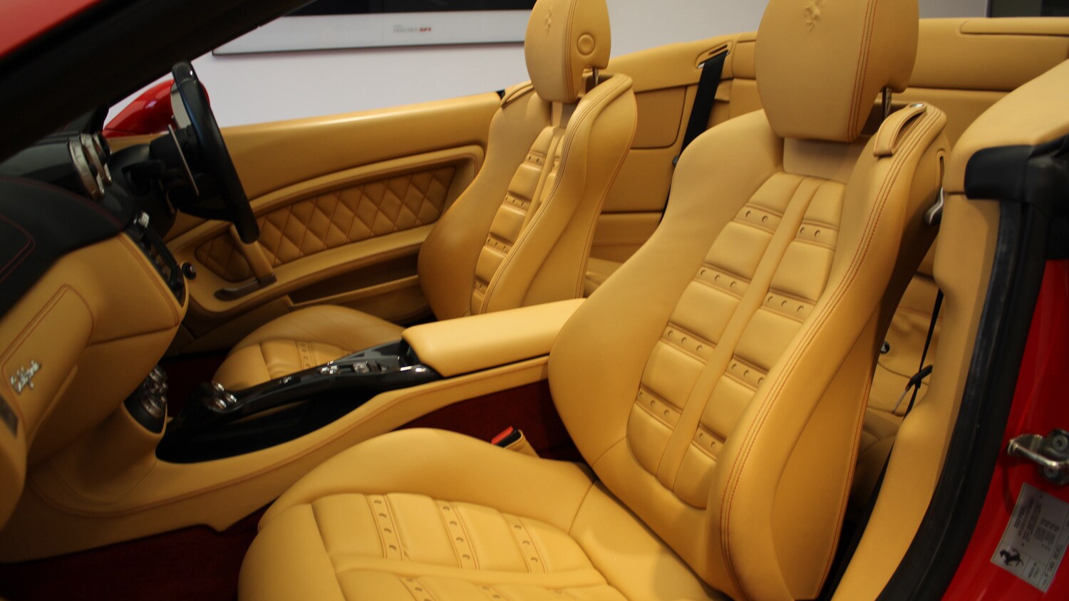 Used Ferrari California 2011 for sale - 77023348: Photo 28