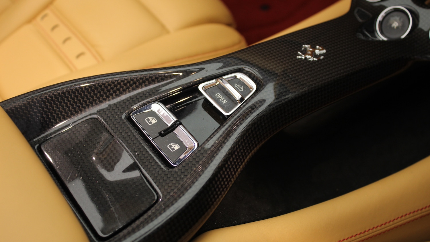 Used Ferrari California 2011 for sale - 77023348: Photo 34