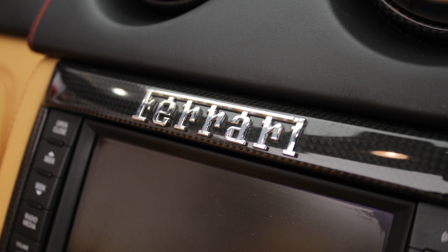 Used Ferrari California 2011 for sale - 77023348: Photo 36