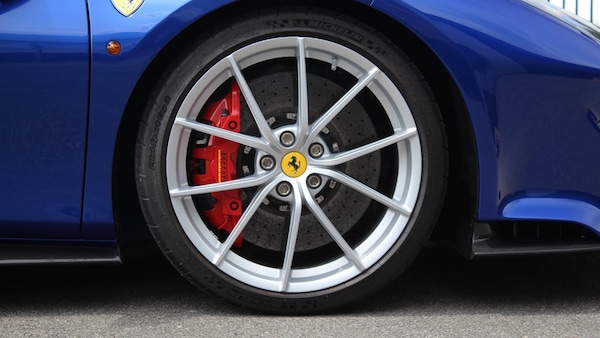 Used Ferrari 488 Pista 2019 for sale - 75641503: Photo 10