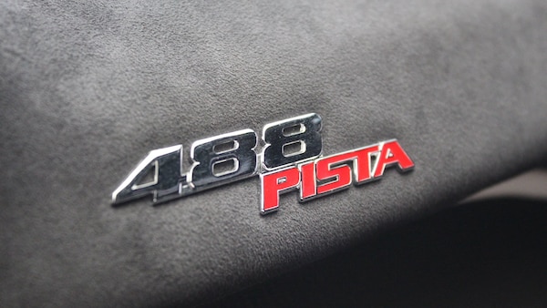 Used Ferrari 488 Pista 2019 for sale - 75641503: Photo 24