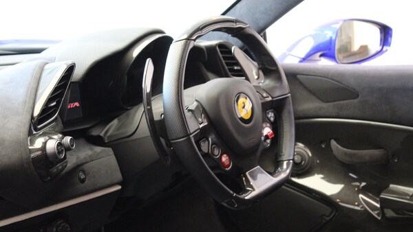 Used Ferrari 488 Pista 2019 for sale - 75641503: Photo 33