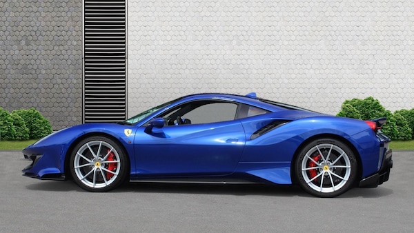 Used Ferrari 488 Pista 2019 for sale - 75641503: Photo 8