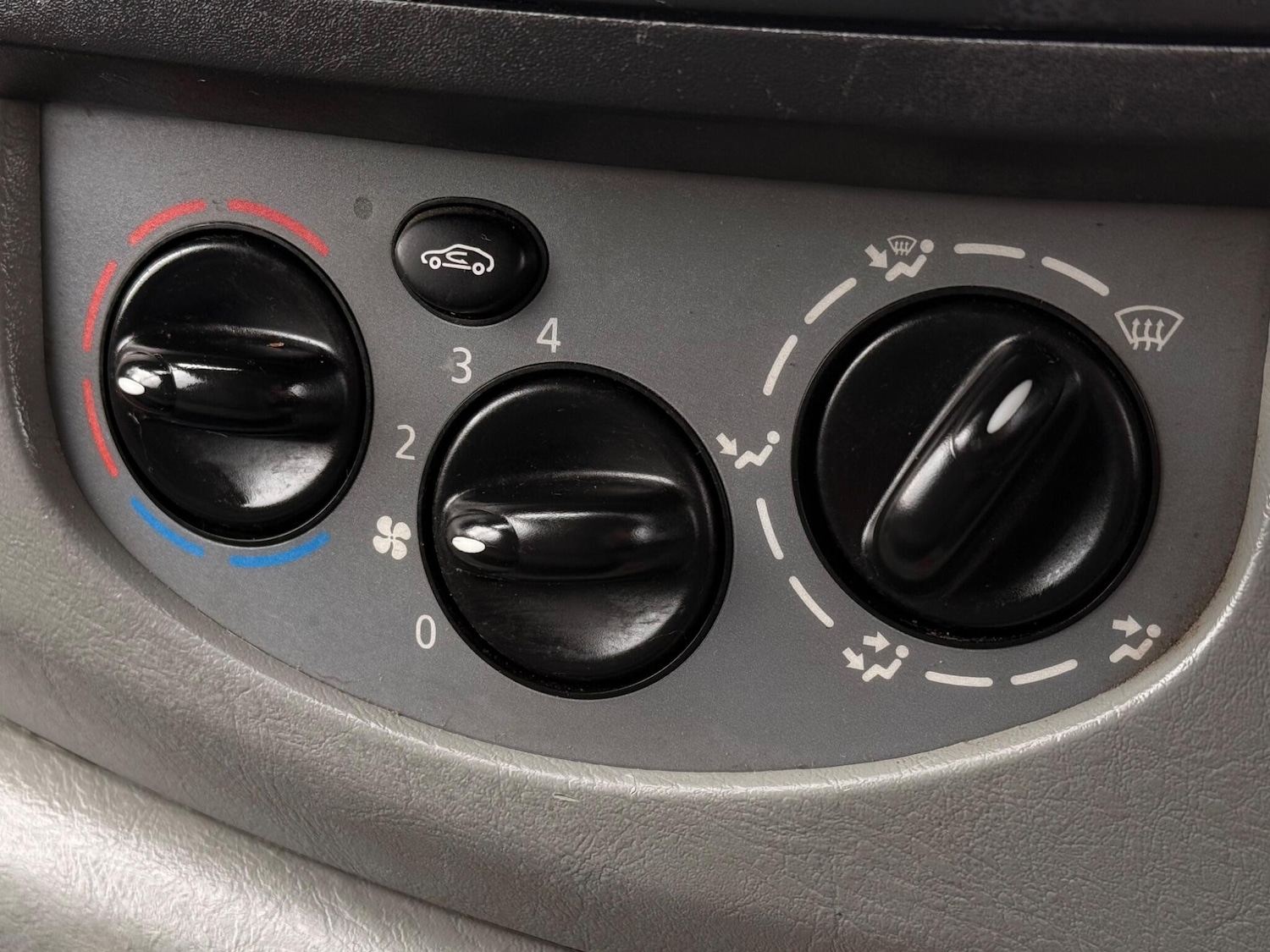 Used Vauxhall Vivaro 2011 for sale - 78127817: Photo 31