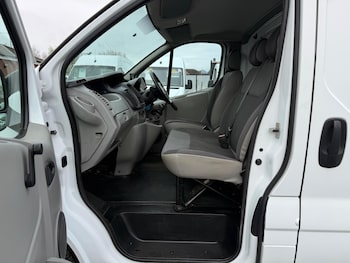 Used Vauxhall Vivaro 2011 for sale - 78127817: Photo
