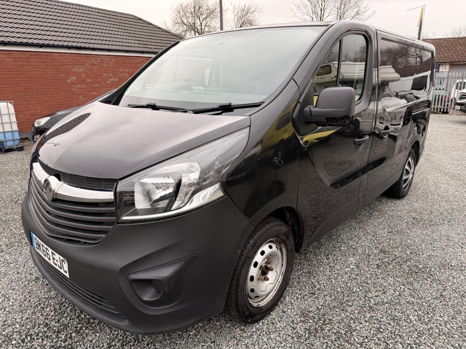 Used Vauxhall Vivaro for sale - 77612517: Photo 12