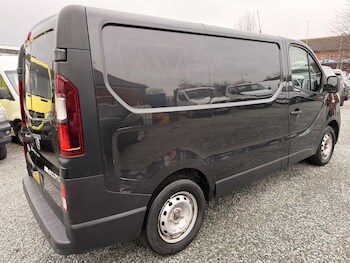 Used Vauxhall Vivaro 2016 for sale - 77612517: Photo