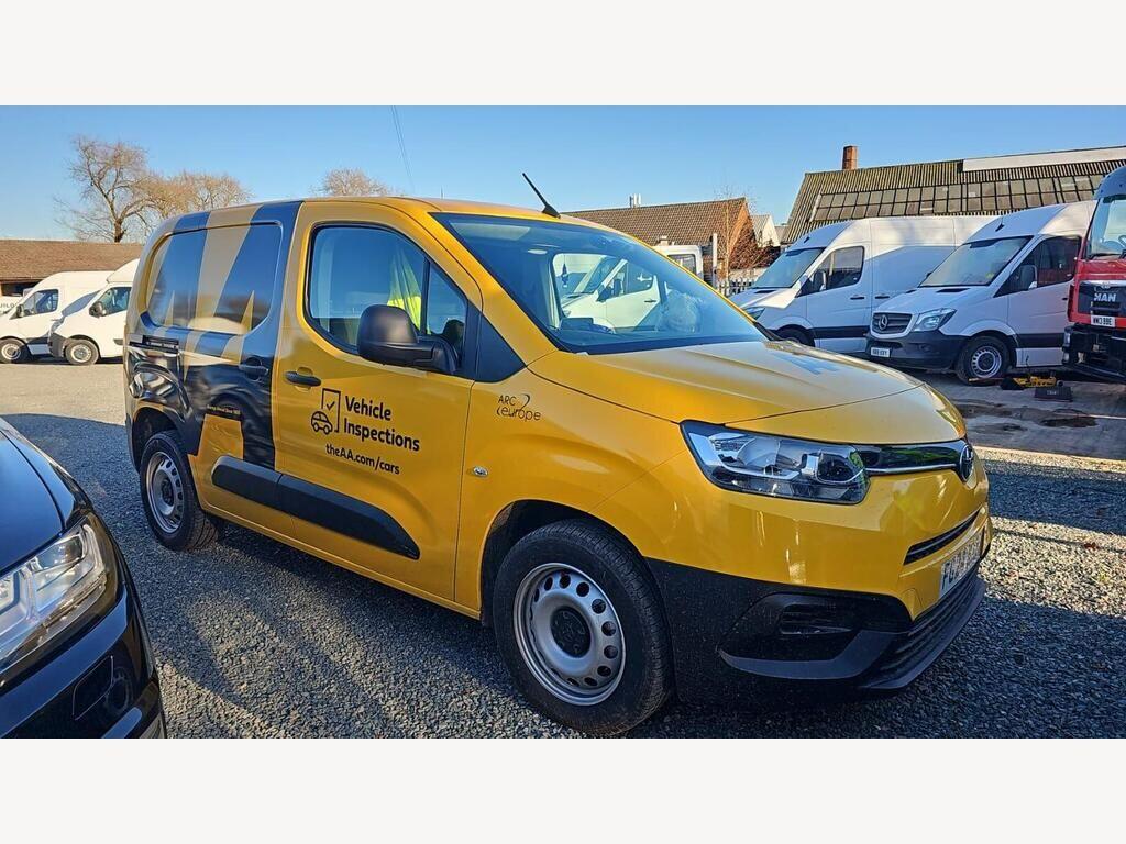 Used Mercedes-Benz Sprinter for sale - 77977720: Photo 2