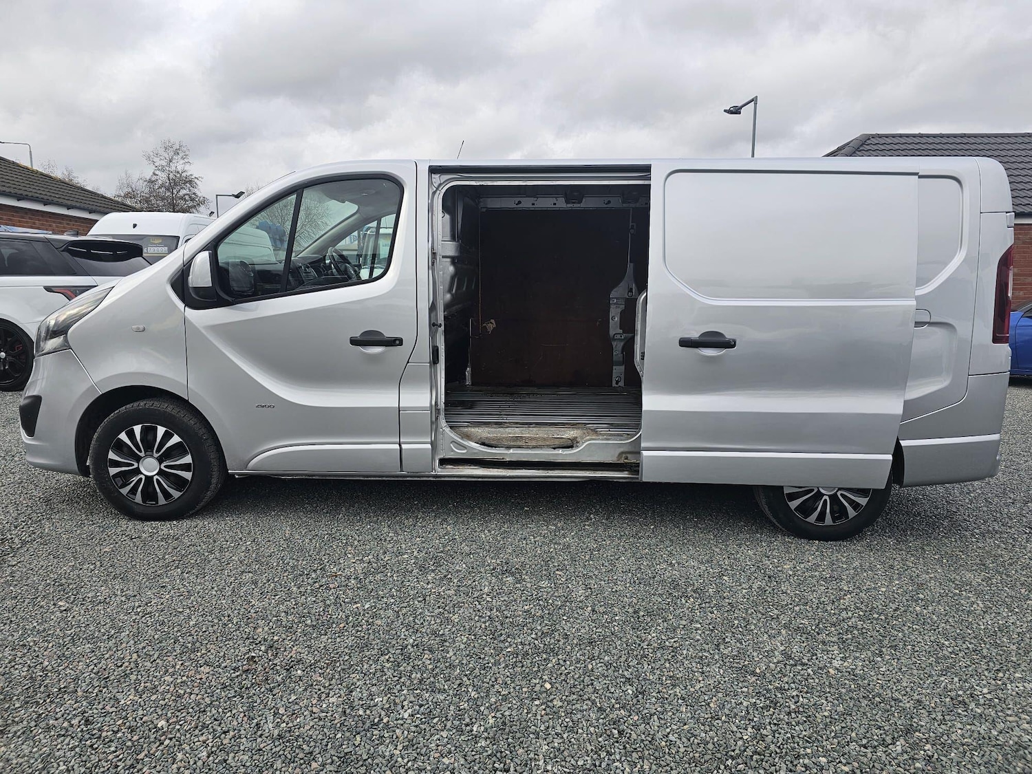 Used Vauxhall Vivaro 2017 for sale - 77598499: Photo 10