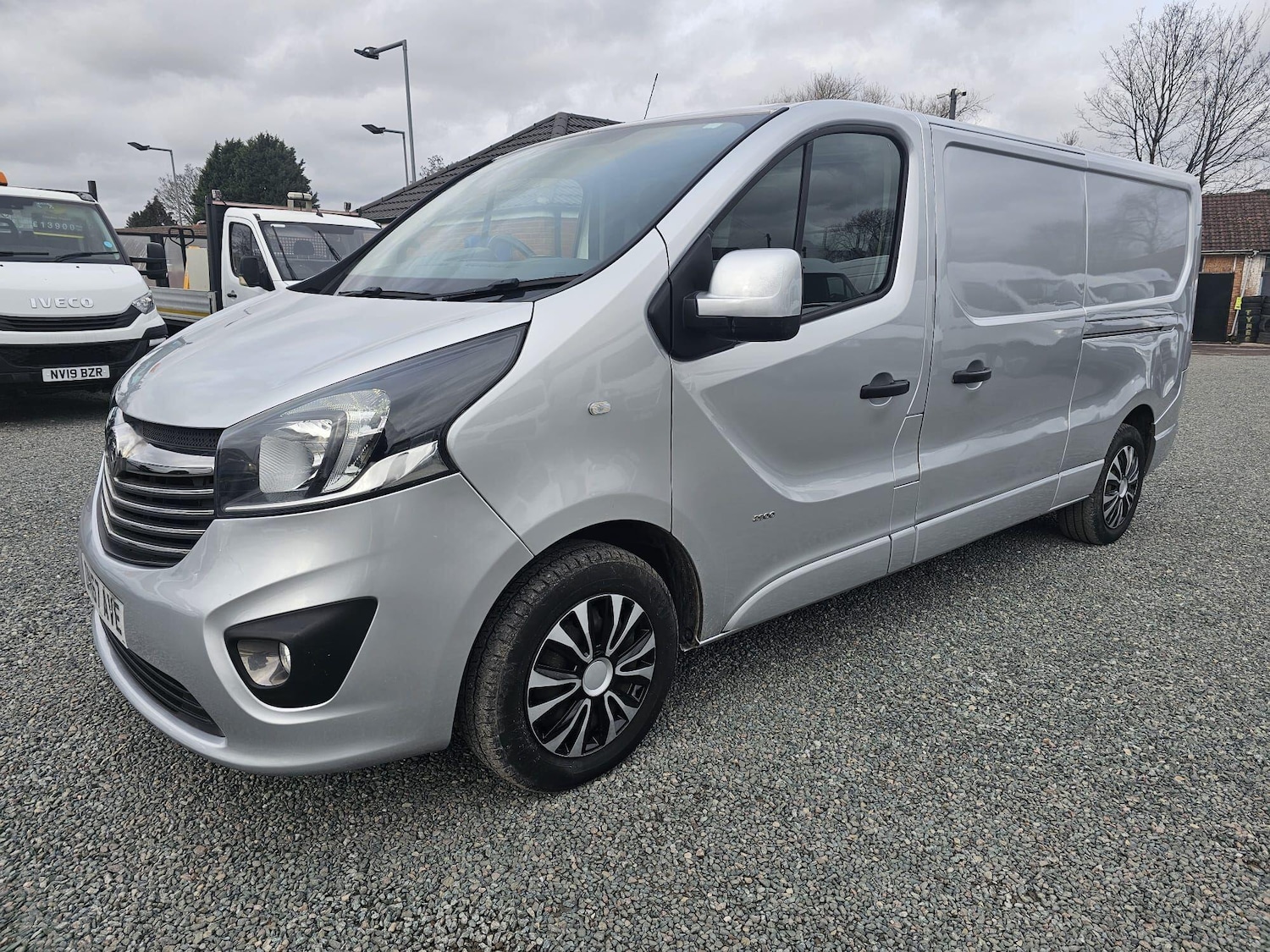 Used Vauxhall Vivaro 2017 for sale - 77598499: Photo 11