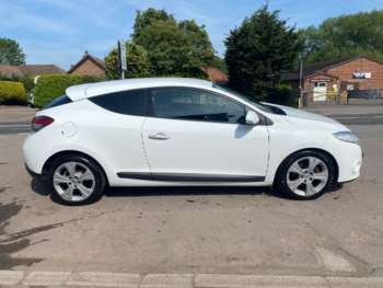 2012 - 1.5 dCi (110) Dynamique TomTom Coupe * £35 Road Tax * Last Owner 9.5 Years 3-Door