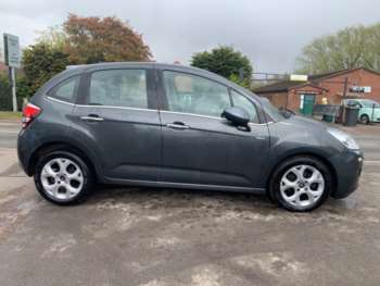 2014 - 1.6 VTI 16v EXCLUSIVE ** FULL SERVICE HISTORY ** SAT NAV ** REVERSE CAMERA 5-Door