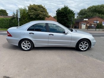 Used Mercedes-Benz 220 2006 for sale - 75613754: Photo