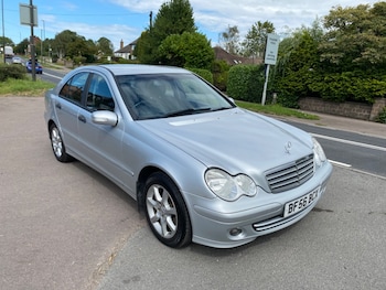 Used Mercedes-Benz 220 2006 for sale - 75613754: Photo